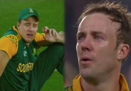 Members of the South African team crying after losing the semi-final of ICC Cricket World Cup in 2015